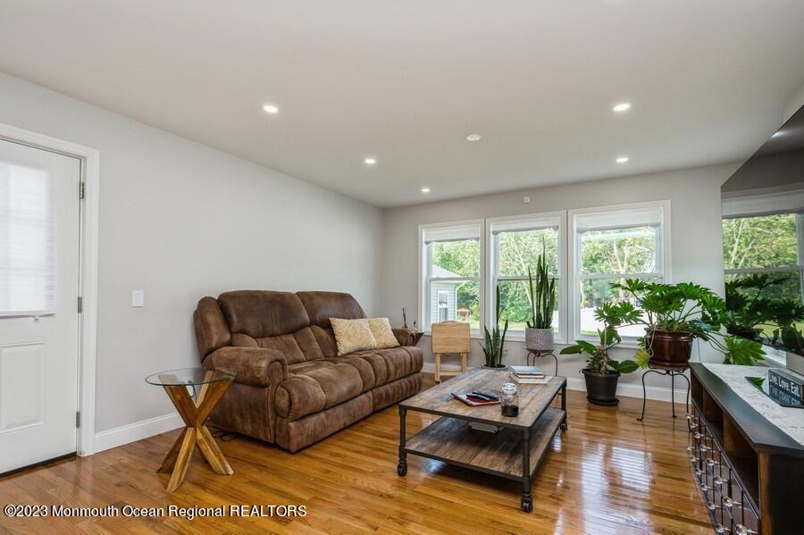 44 Amboy Road Old Bridge, NJ 08857 - Photo 5 of 24 04_44AmboyRd_1_LivingRoom_LowRes