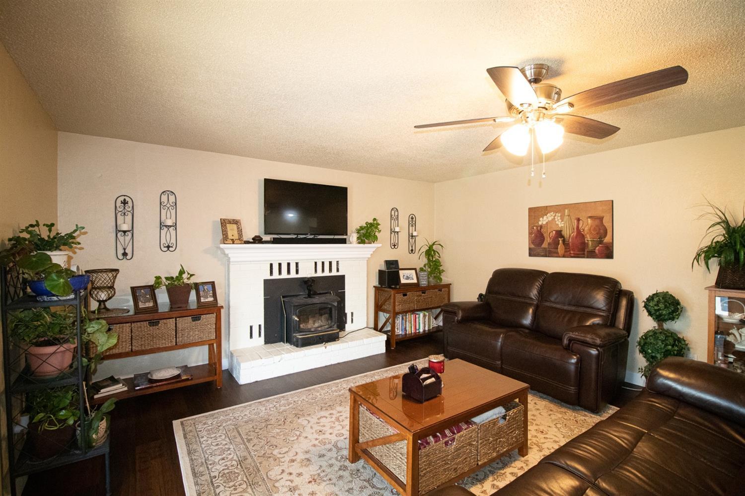 2434 Roberts Road Medford, OR 97504 - Photo 11 of 27 Additional Photo