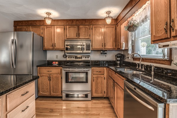 8 Nathaniel Road Medford, MA 02155 - Photo 15 of 30 Gallery Image 15