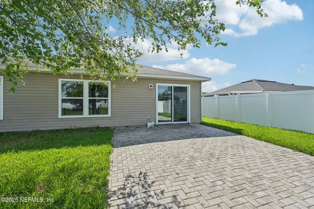 $275,000 | 7464 Westland Oaks Drive, Jacksonville, FL 32244