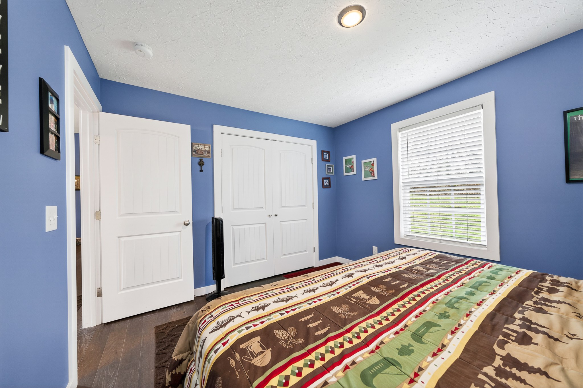 2040 Walker Cove Road Sparta, TN 38583 - Photo 17 of 26 a bedroom with a bed and a window