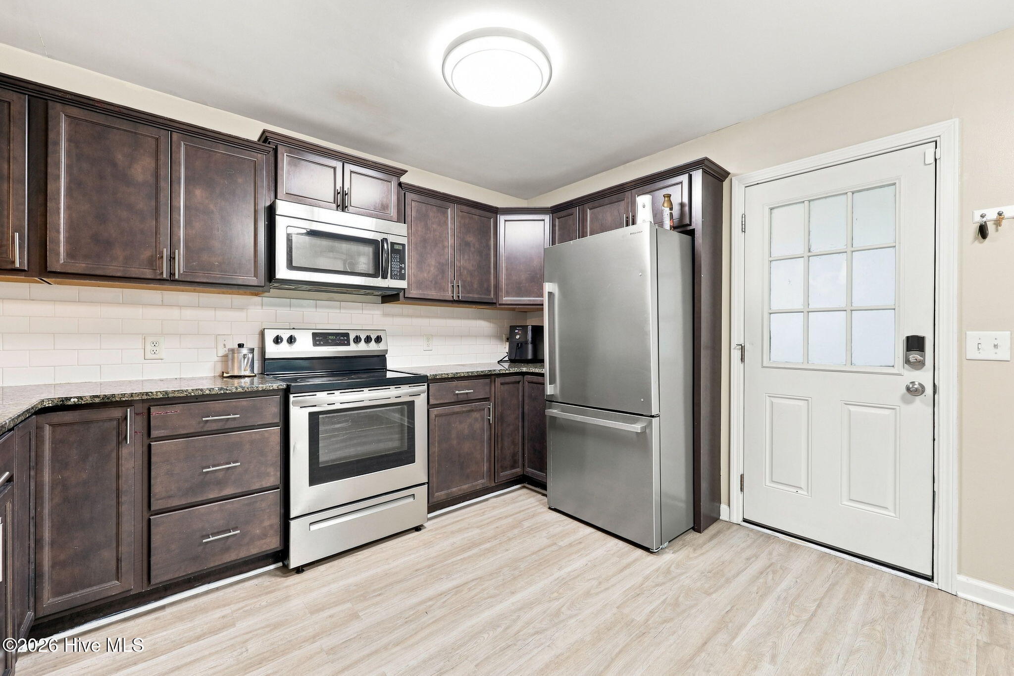 106 Stratford Road Havelock, NC 28532 - Photo 20 of 54 KITCHEN