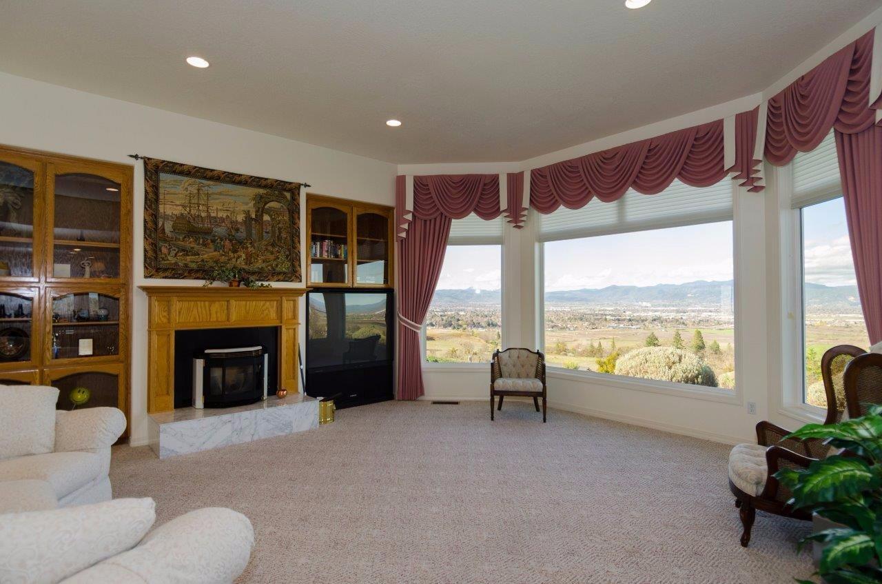 3562 Dodson Road Medford, OR 97504 - Photo 11 of 35 Additional Photo