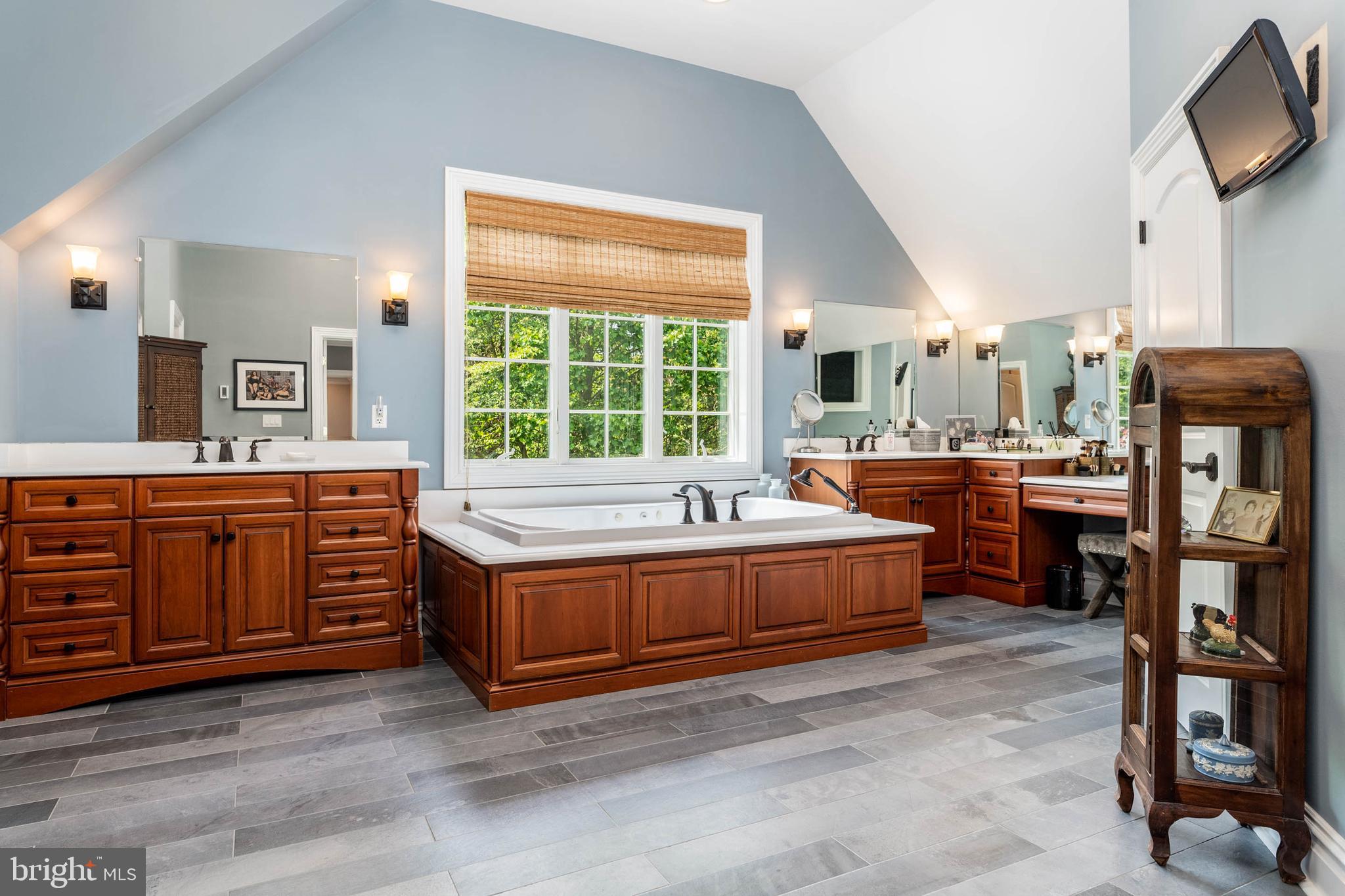 1400 Lanes End Villanova, PA 19085 - Photo 27 of 58