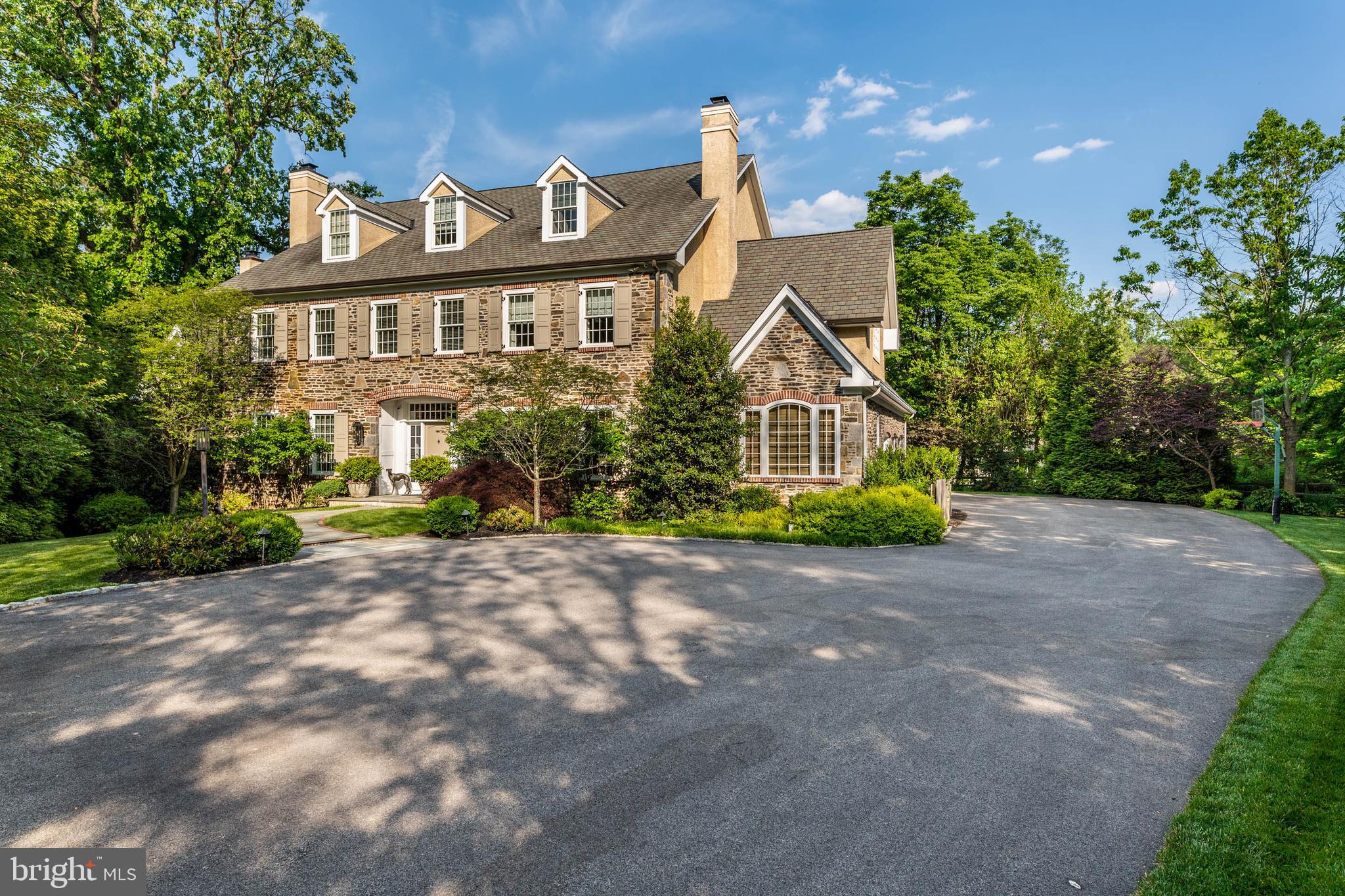 1400 Lanes End Villanova, PA 19085 - Photo 3 of 58