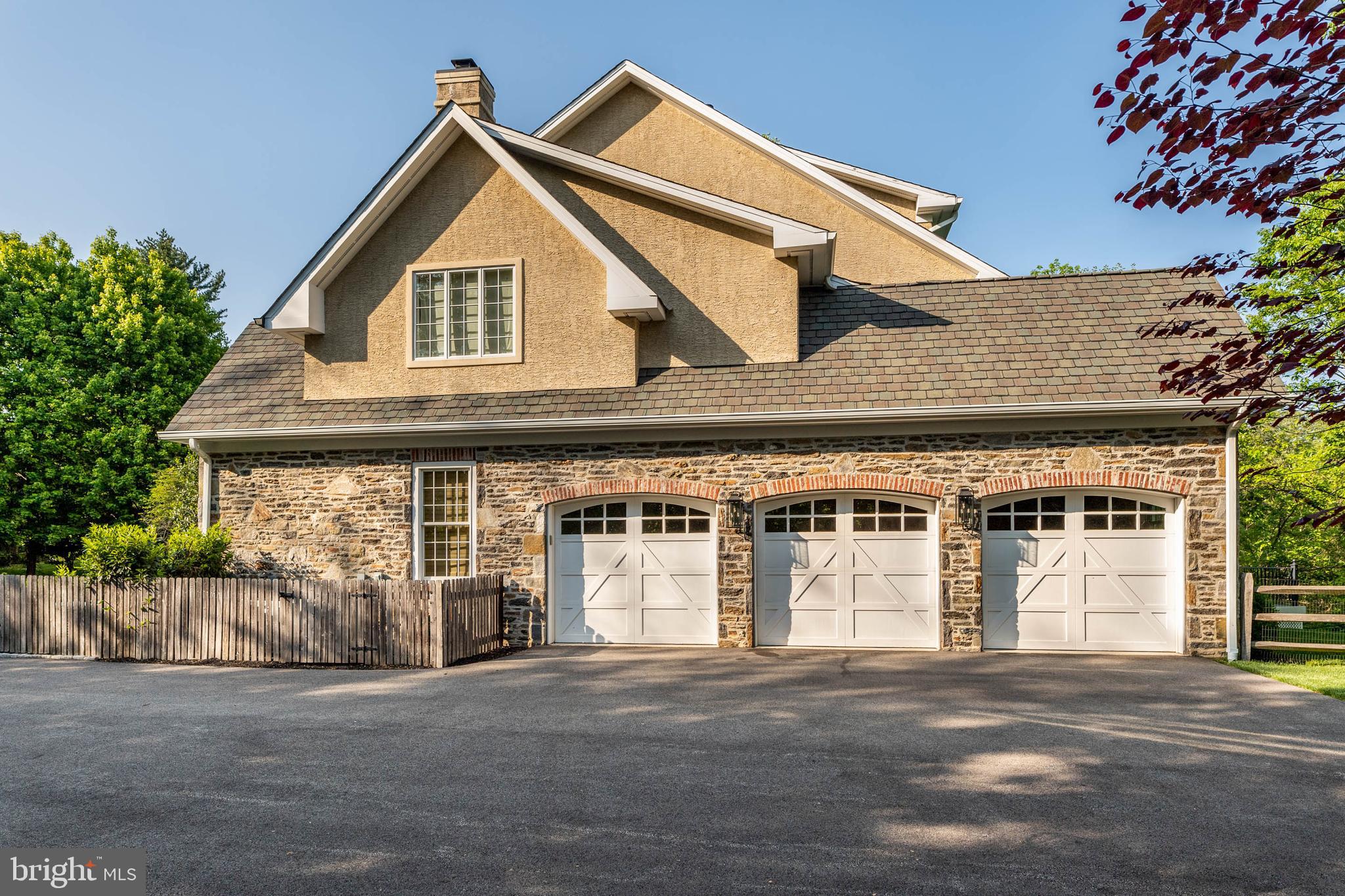 1400 Lanes End Villanova, PA 19085 - Photo 4 of 58