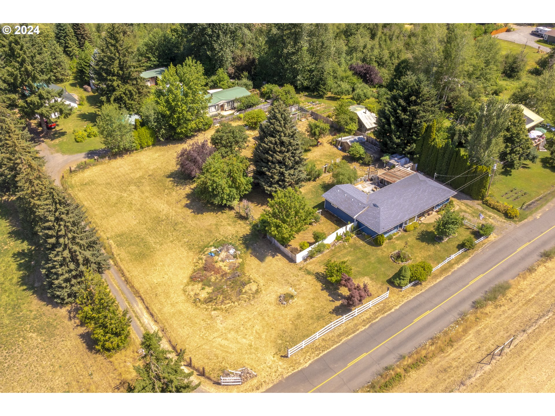 4320 Leasure Drive Mount Hood Parkdale, OR 97041 - Photo 10 of 48