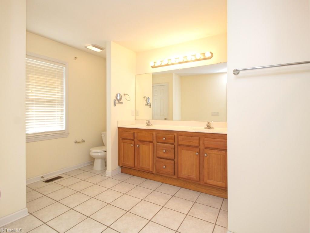121 Running Cedar Road Madison, NC 27025 - Photo 18 of 28