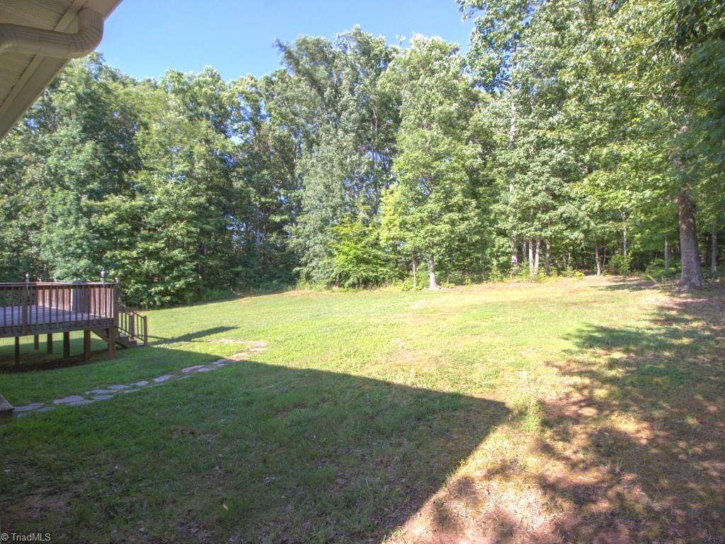 121 Running Cedar Road Madison, NC 27025 - Photo 19 of 28