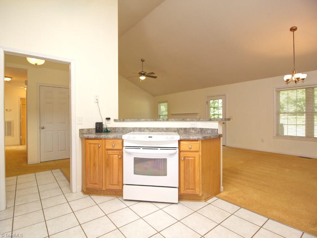 121 Running Cedar Road Madison, NC 27025 - Photo 9 of 28