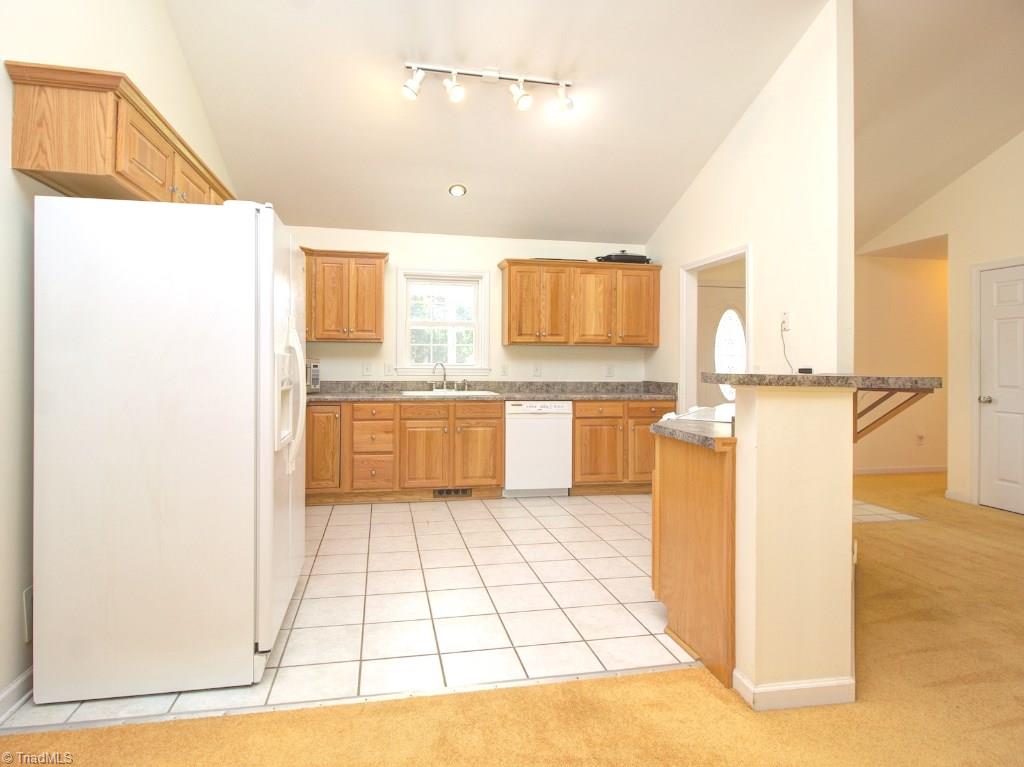 121 Running Cedar Road Madison, NC 27025 - Photo 10 of 28