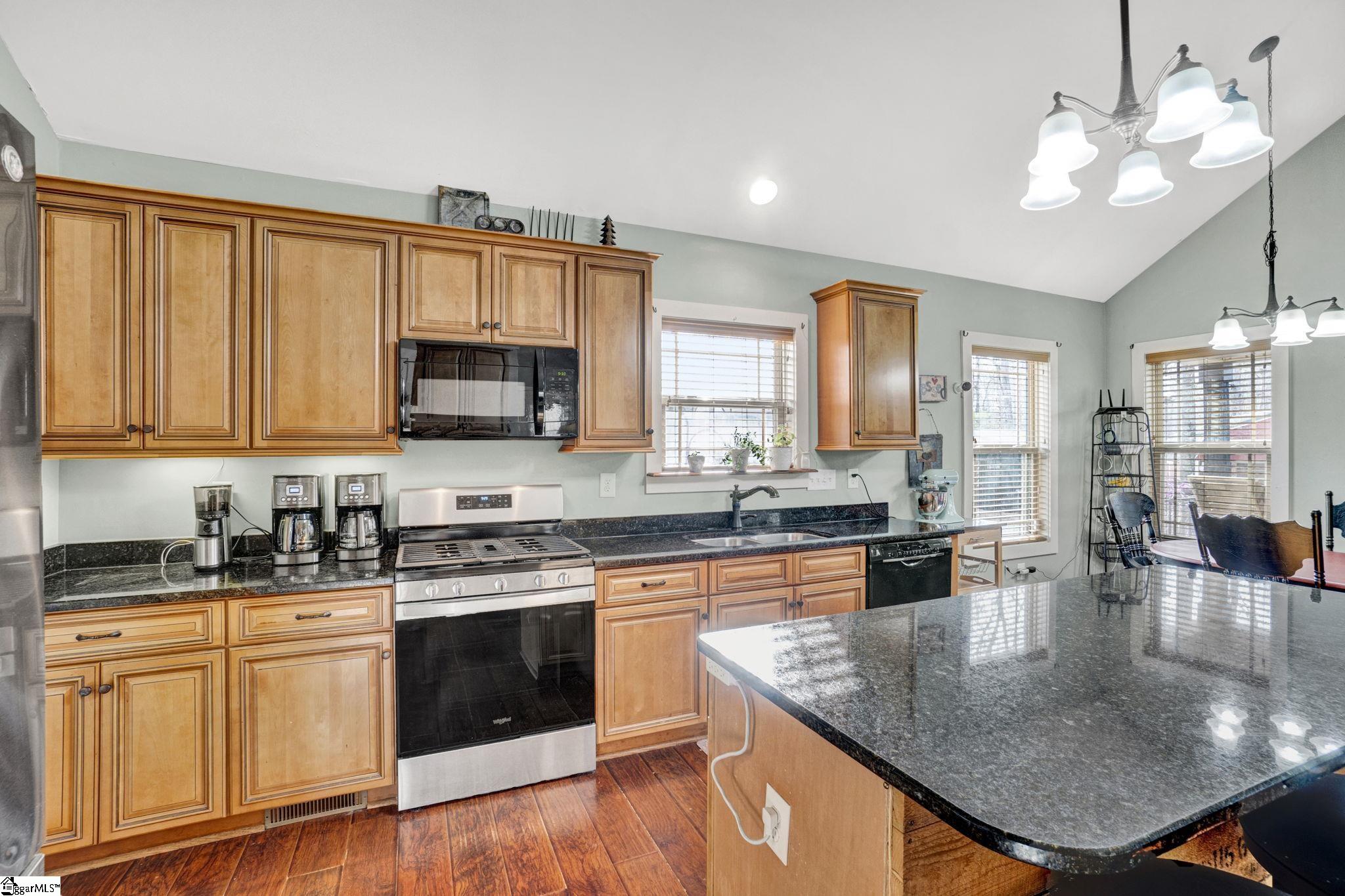 146 Bert Mae Lane Pickens, SC 29671 - Photo 5 of 49