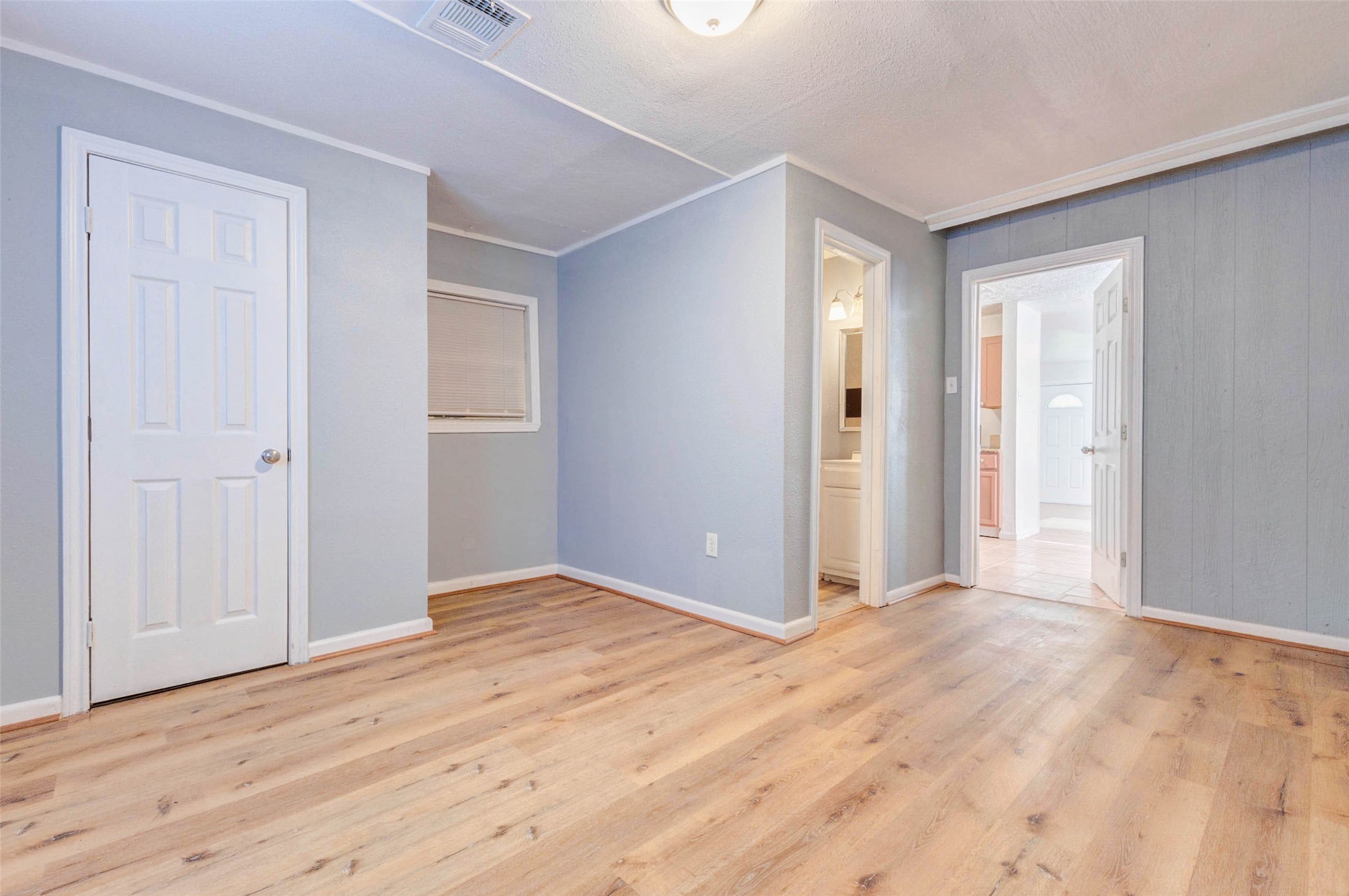 3513 Bloomfield Street Houston, TX 77051 - Photo 11 of 20