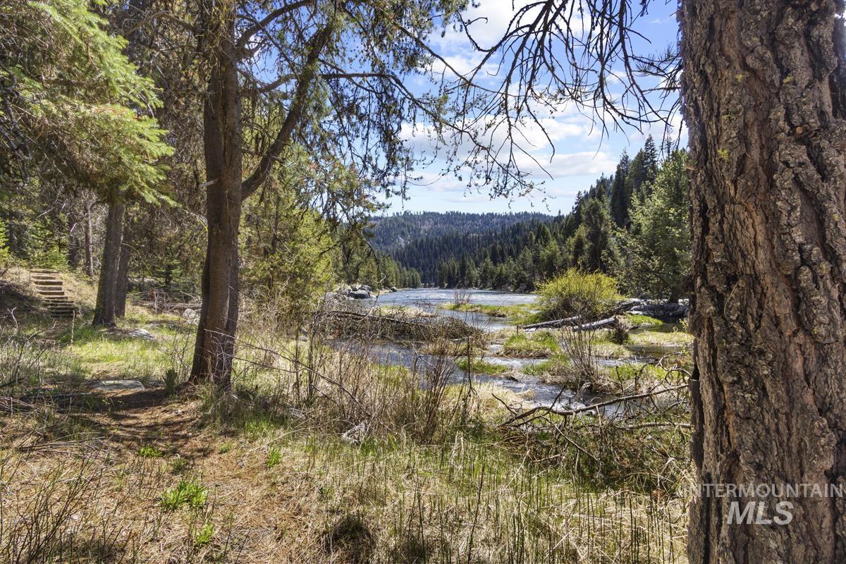 178 Tripod View Drive Cascade, ID 83611 - Photo 22 of 35