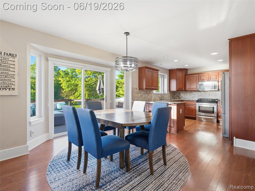1232 Thorn Ridge Drive Howell, MI 48843 - Photo 10 of 47