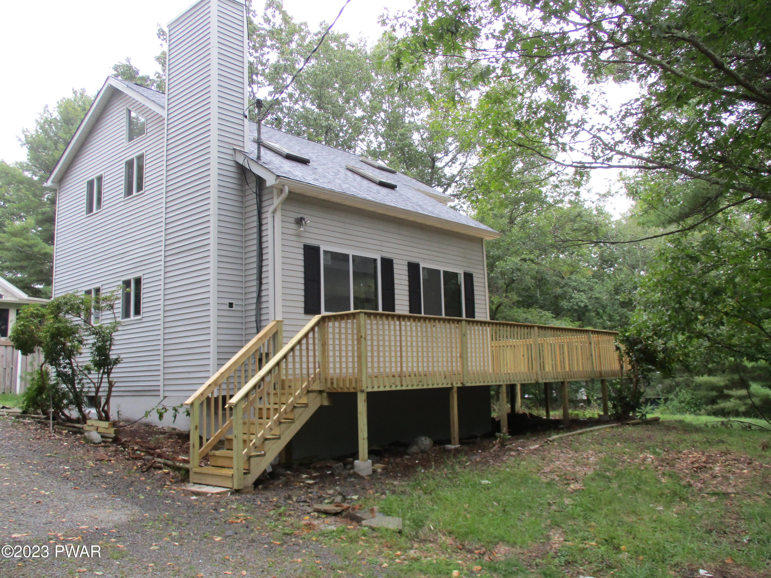 176 Doolan Road Dingmans Ferry, PA 18328 - Photo 1 of 23 Side