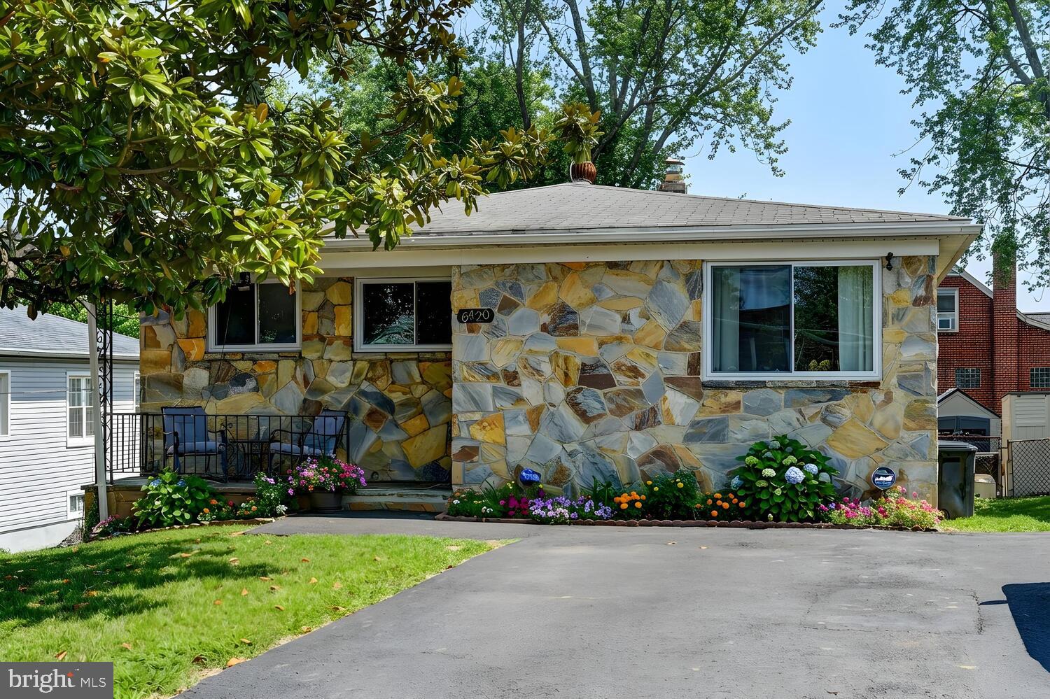 6420 Kenwood Avenue Rosedale, MD 21237 - Photo 2 of 22 front view of house with a yard