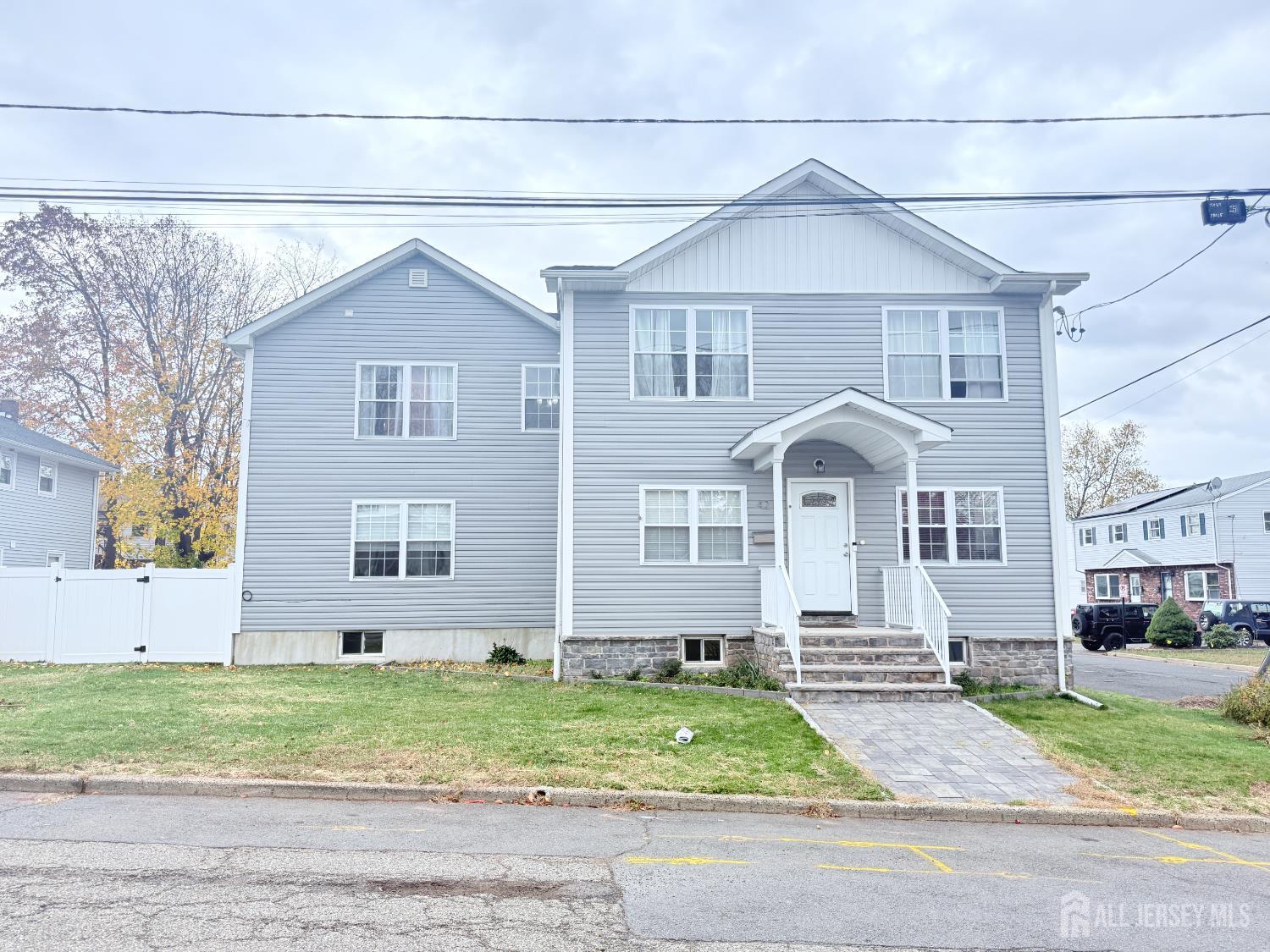 42 Nelson Avenue Edison, NJ 08817 - Photo 1 of 19