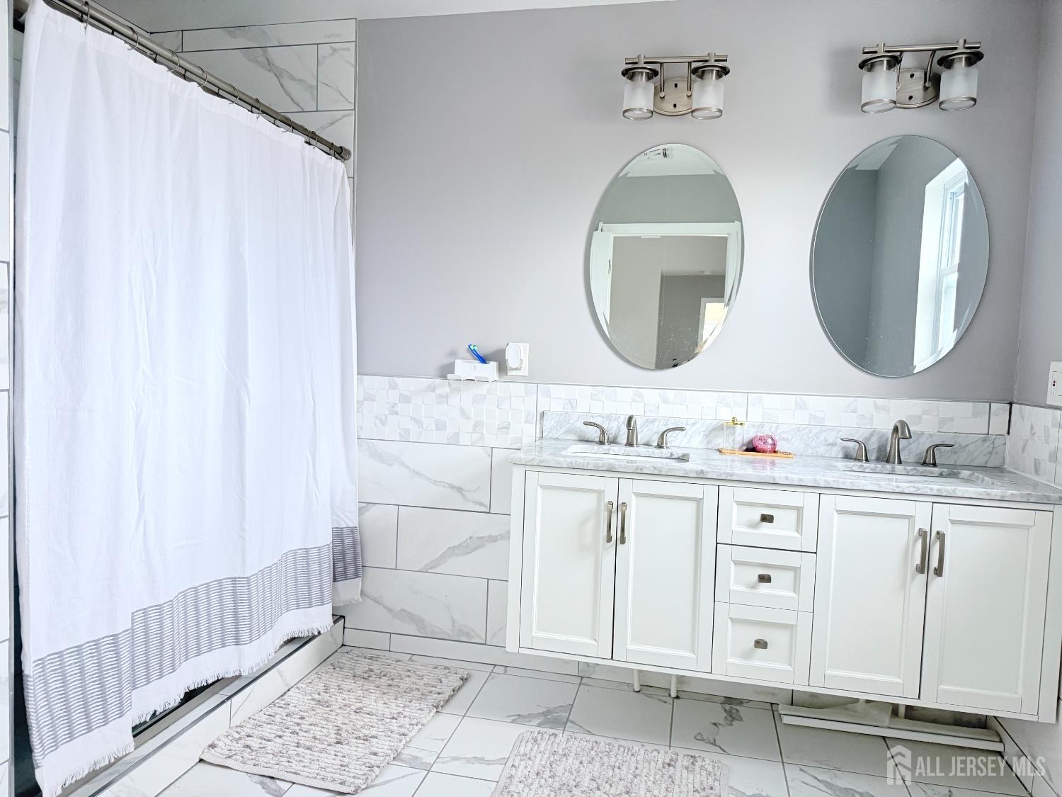 42 Nelson Avenue Edison, NJ 08817 - Photo 11 of 19