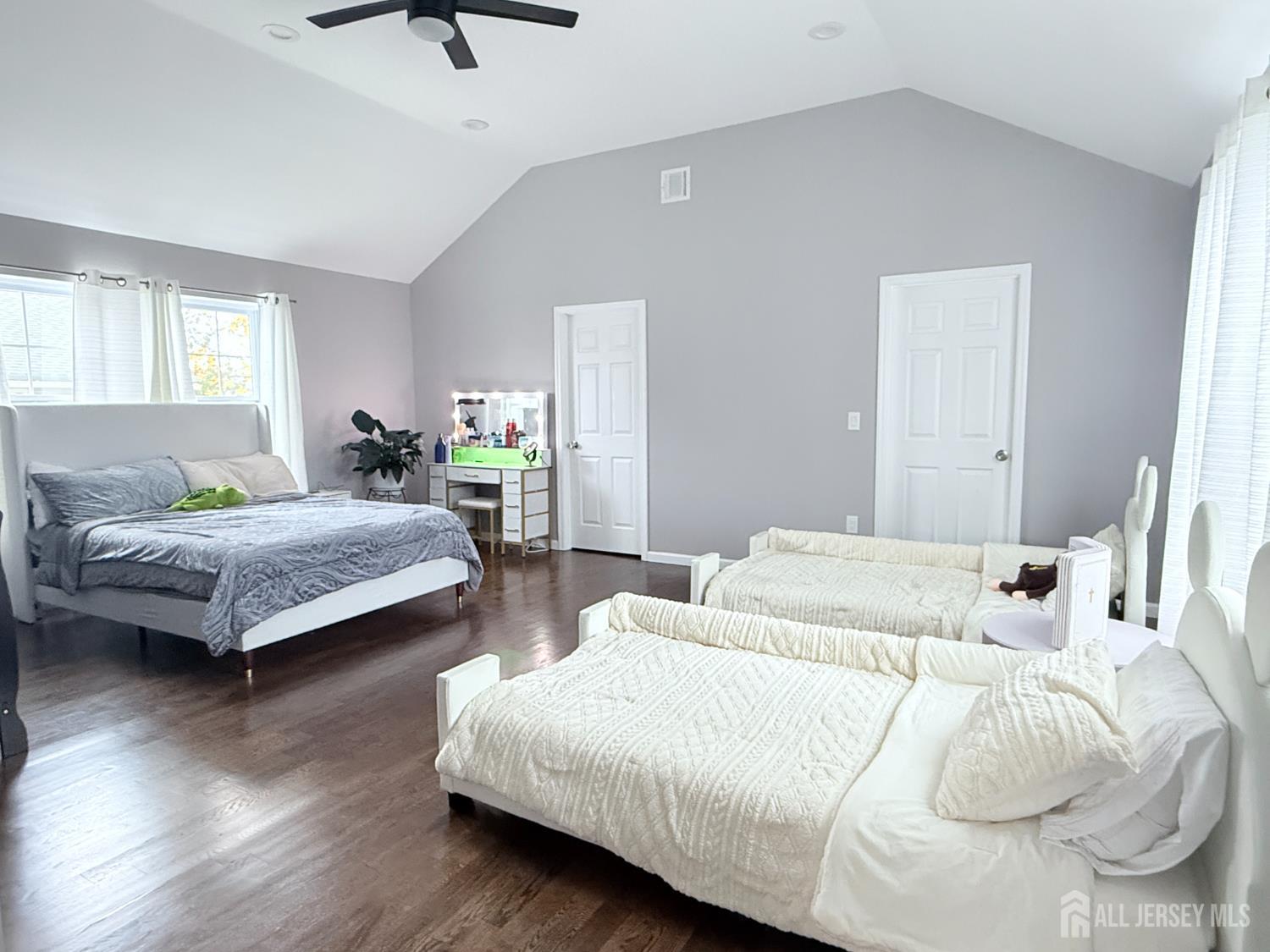 42 Nelson Avenue Edison, NJ 08817 - Photo 10 of 19