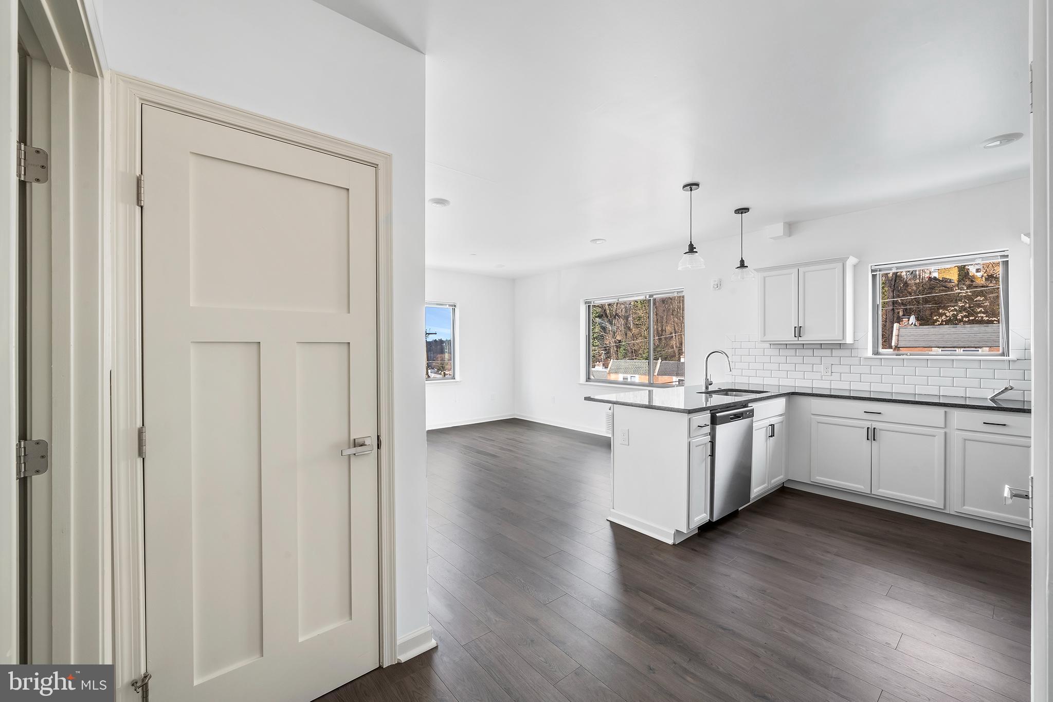 5312 Ridge Avenue, Unit 211 Philadelphia, PA 19128 - Photo 2 of 13