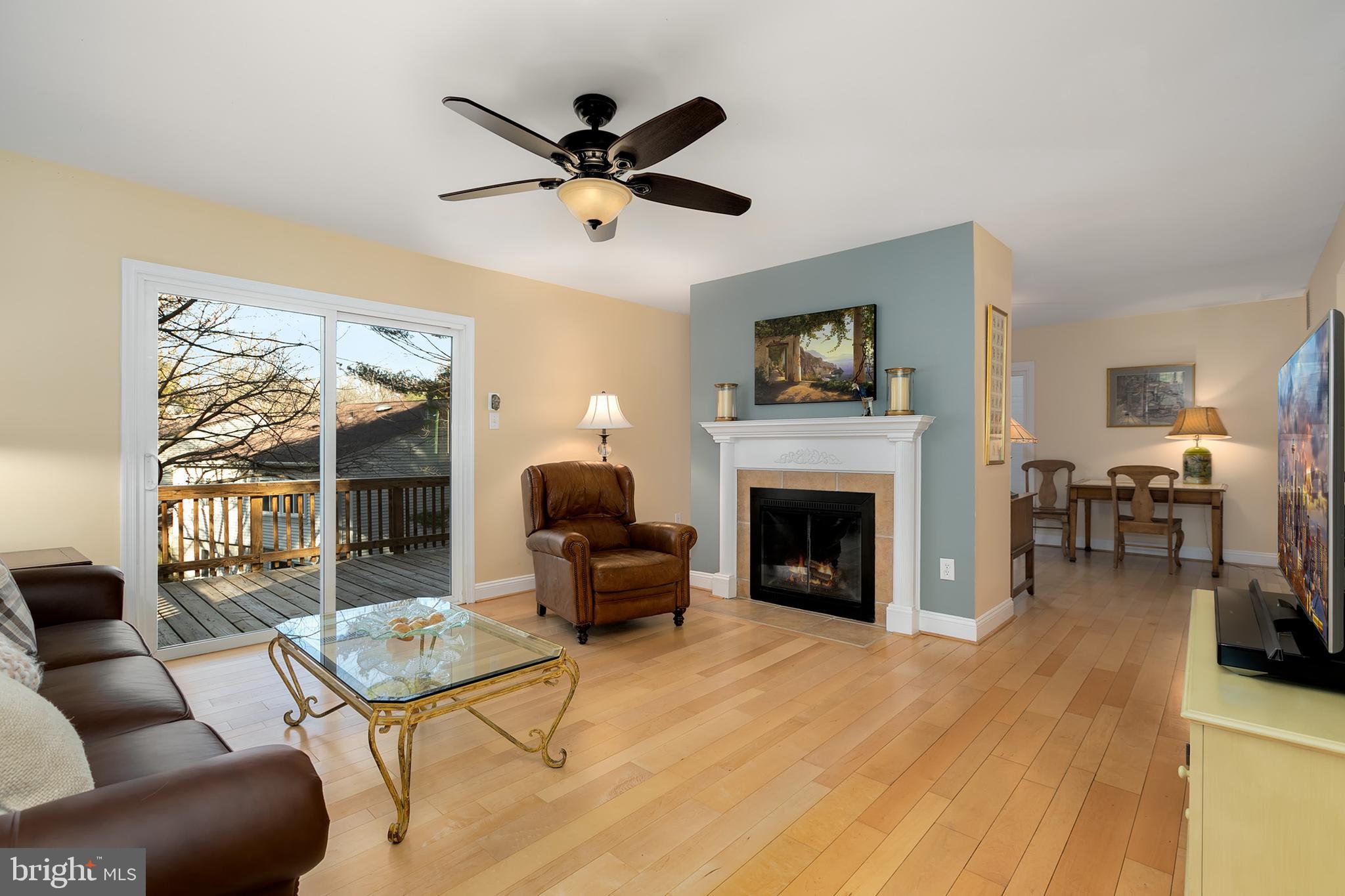 1508 Roundleaf Court Reston, VA 20190 - Photo 15 of 45 Gallery Image 15