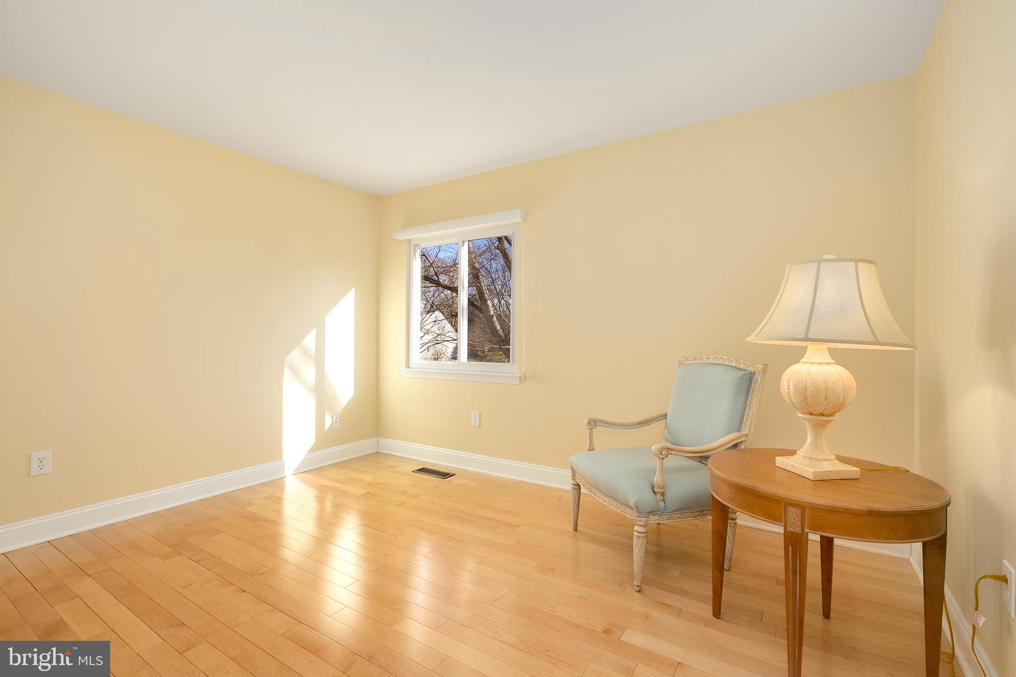 1508 Roundleaf Court Reston, VA 20190 - Photo 25 of 45 Gallery Image 25