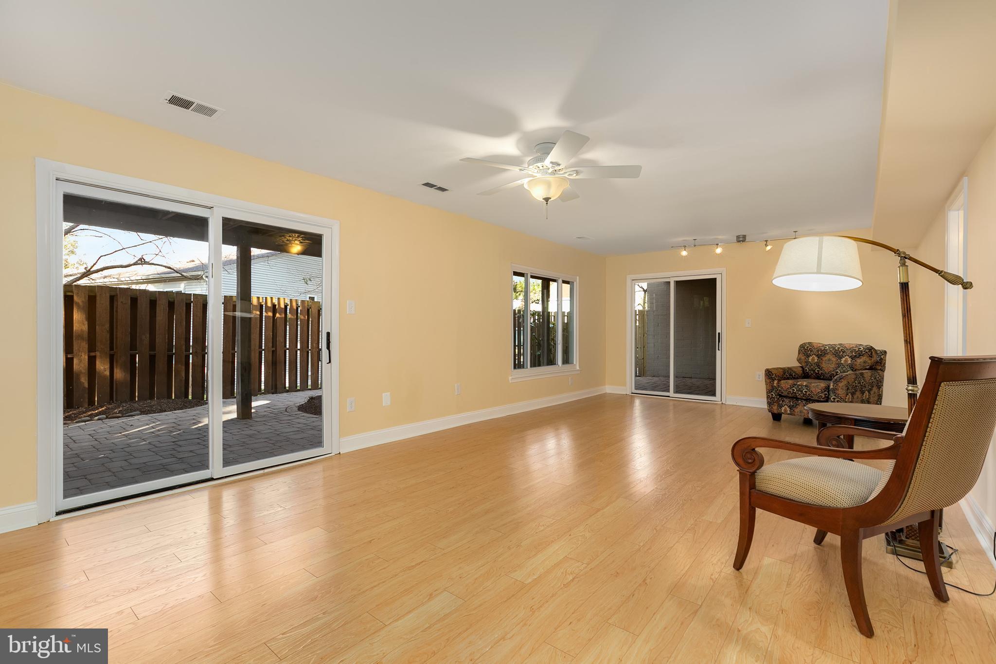1508 Roundleaf Court Reston, VA 20190 - Photo 30 of 45 Gallery Image 30