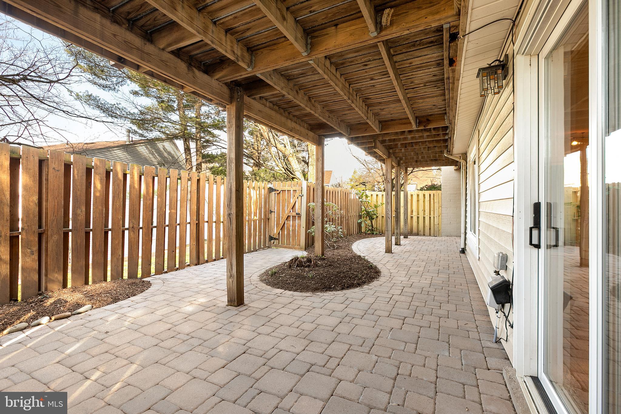 1508 Roundleaf Court Reston, VA 20190 - Photo 41 of 45 Gallery Image 41