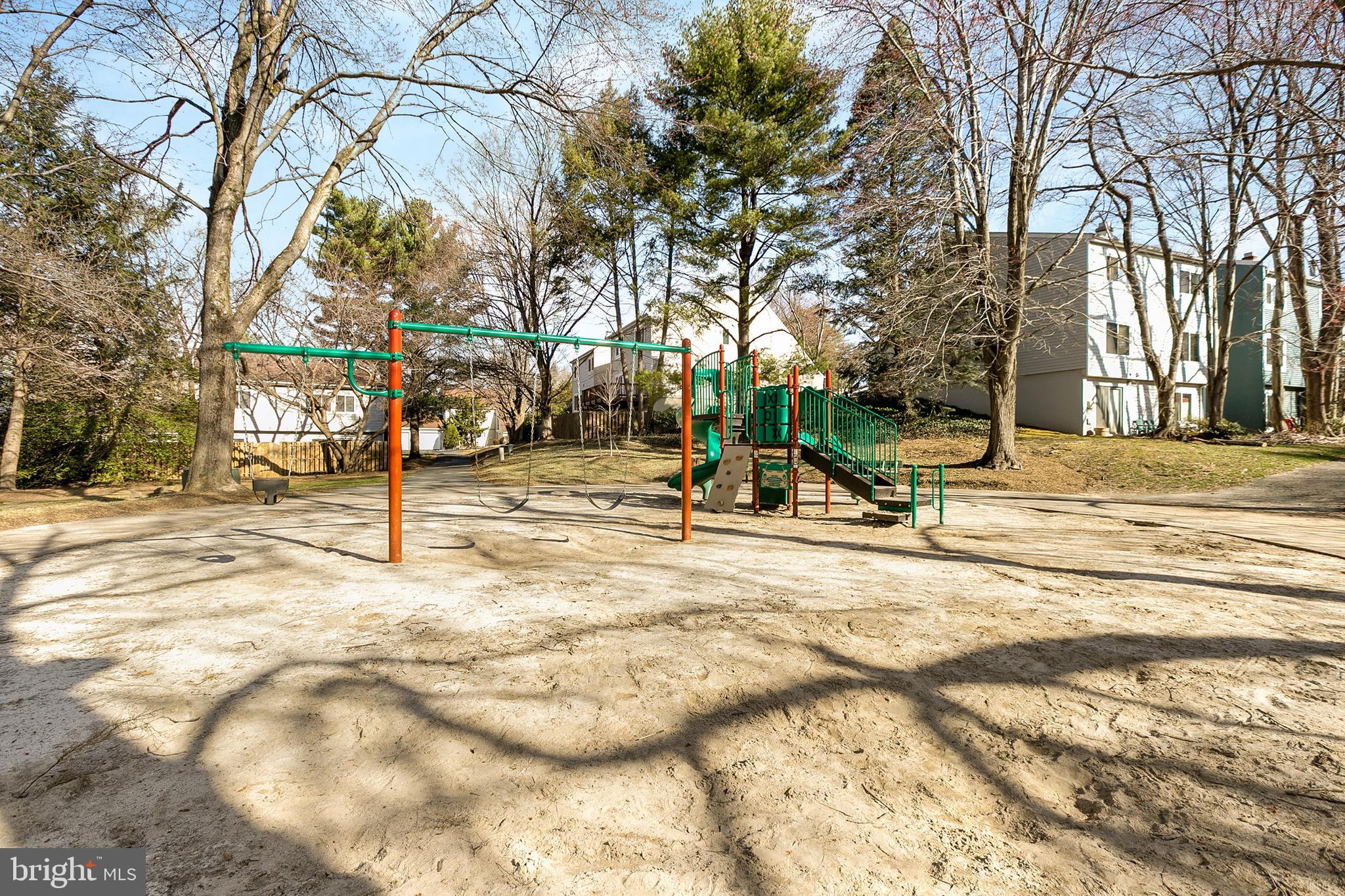 1508 Roundleaf Court Reston, VA 20190 - Photo 45 of 45 Gallery Image 45