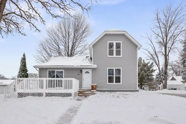 $290,000 | 540 Brown Street Southwest, Hutchinson, MN 55350