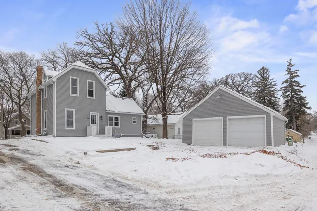 $290,000 | 540 Brown Street Southwest, Hutchinson, MN 55350