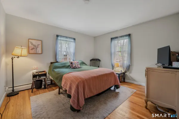 $585,000 | 32 Greenbriar Lane, Newtown, CT 06470