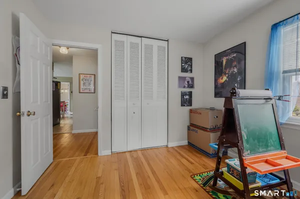 $585,000 | 32 Greenbriar Lane, Newtown, CT 06470