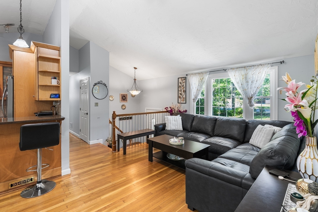 206 Cordaville Road Southborough, MA 01772 - Photo 10 of 22 Gallery Image 10