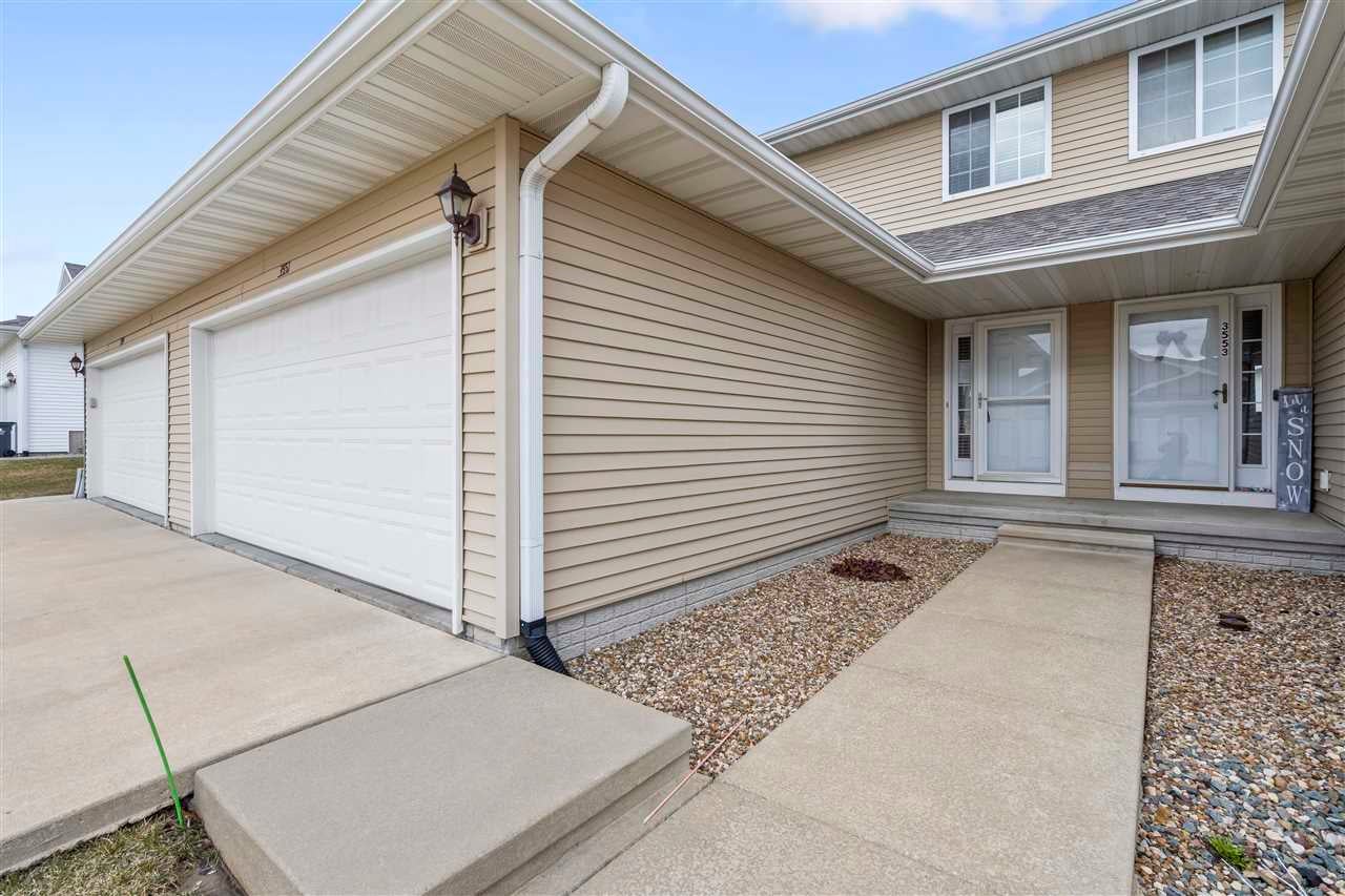 3551 Stoney Point Road Southwest Cedar Rapids, IA 52404 - Photo 2 of 26 Gallery Image 2