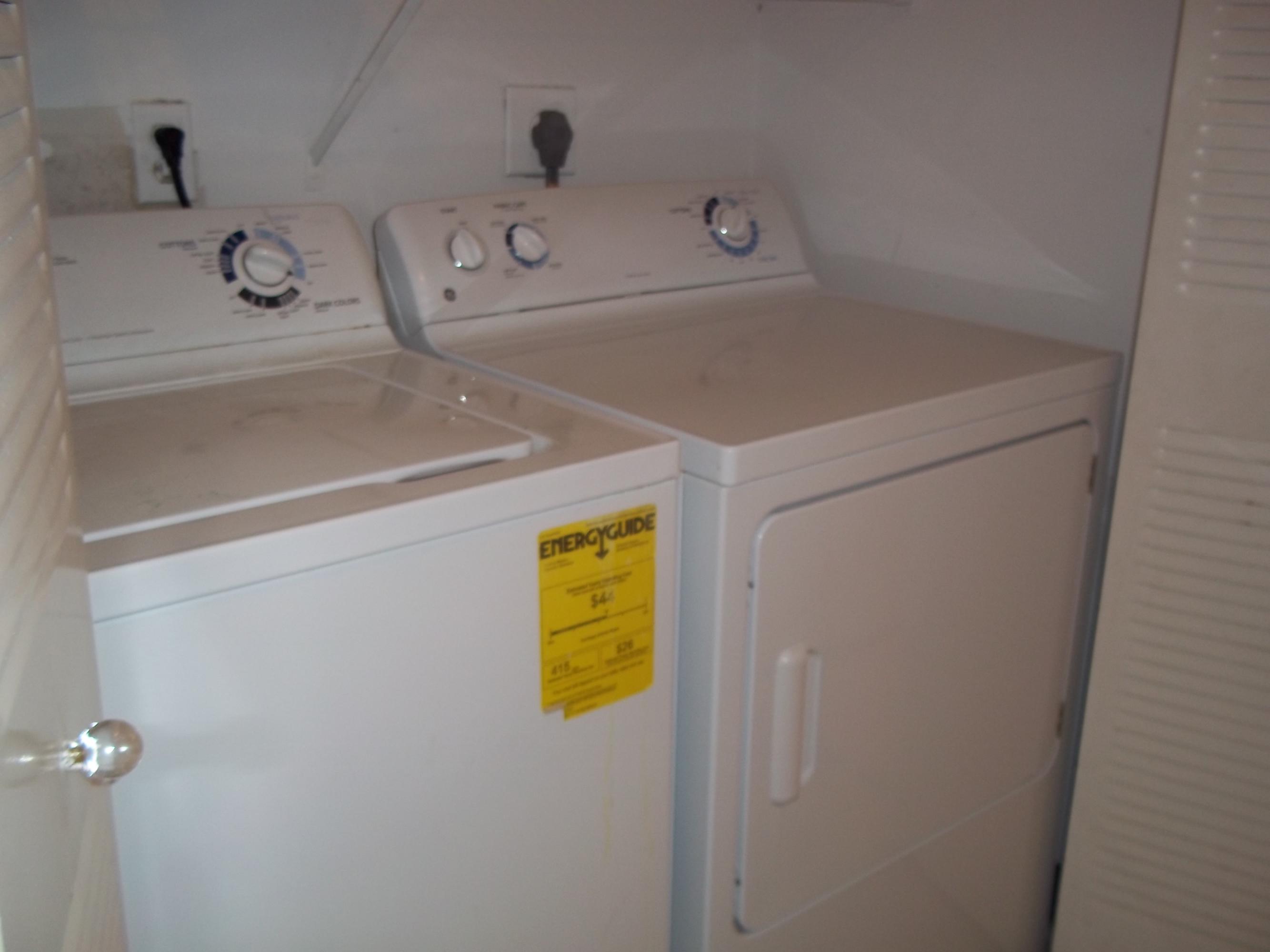18761 Jolson Avenue, Unit 3 Boca Raton, FL 33496 - Photo 10 of 11 Washer/Dryer