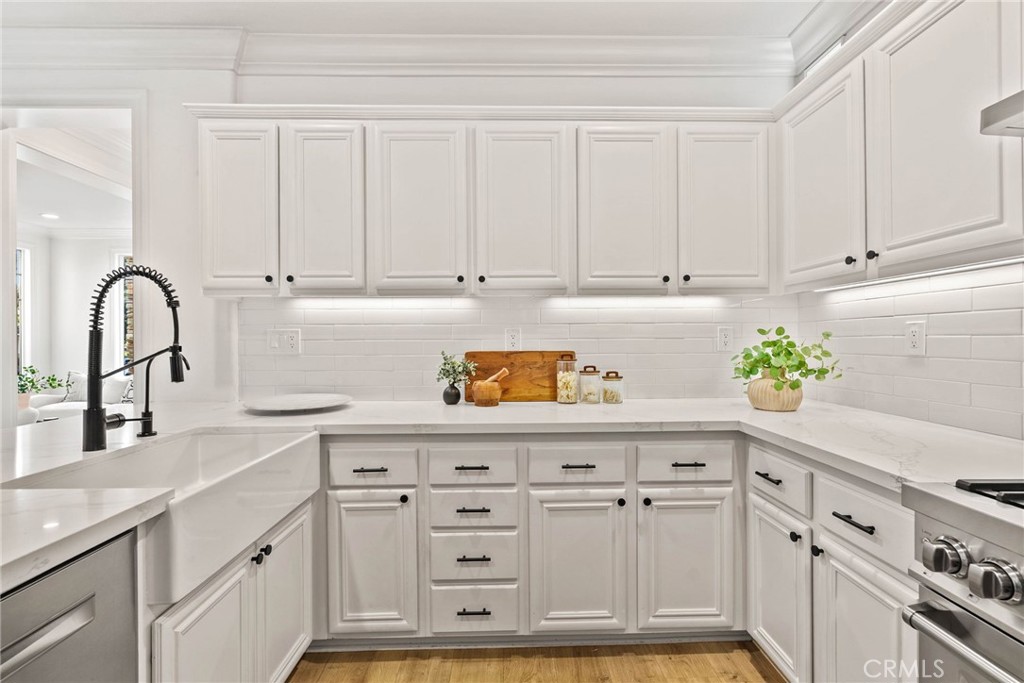 34 Snapdragon Street Ladera Ranch, CA 92694 - Photo 12 of 57 Gallery Image 12