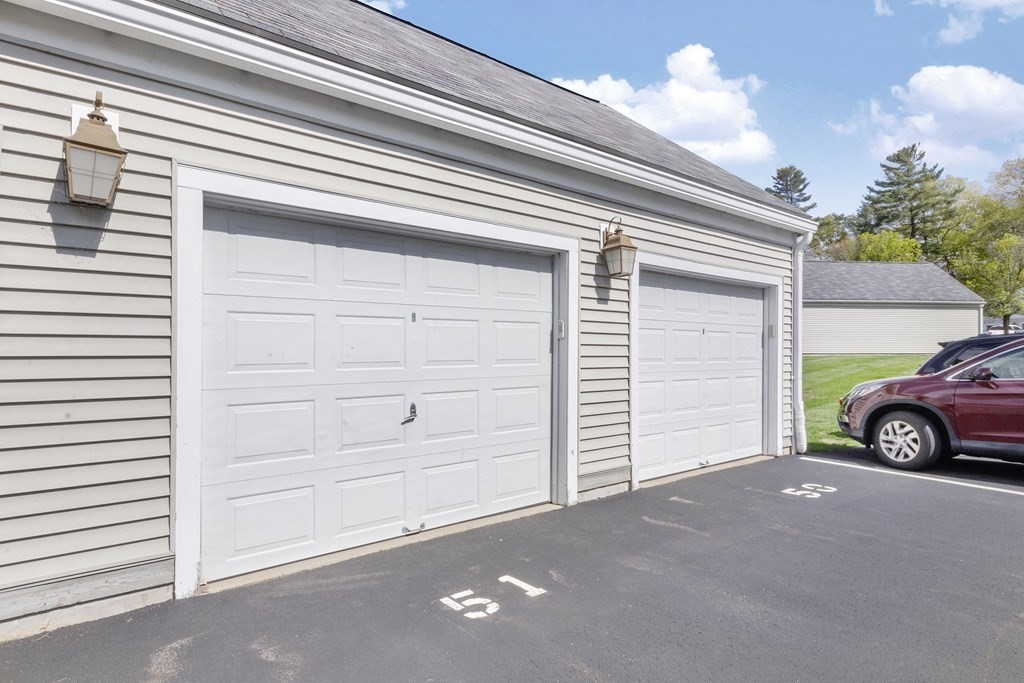 51 Stone Ridge Road, Unit 51 Franklin, MA 02038 - Photo 17 of 18 Gallery Image 17