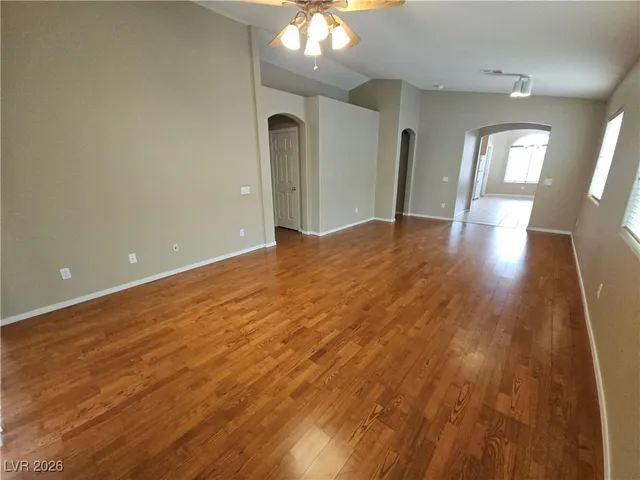 $2,050 | 2156 Sunset Vista Avenue, Henderson, NV 89052