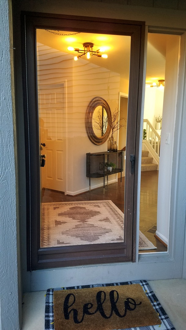 831 Shoreline Road Lake Barrington, IL 60010 - Photo 3 of 47