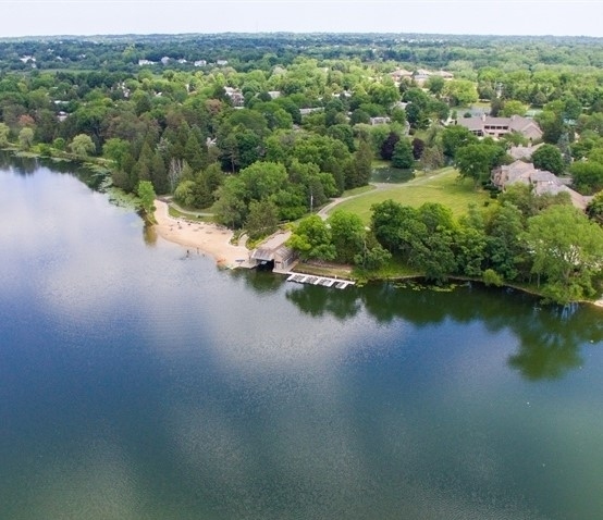 831 Shoreline Road Lake Barrington, IL 60010 - Photo 43 of 47 an aerial view of residential houses with outdoor space and lake view