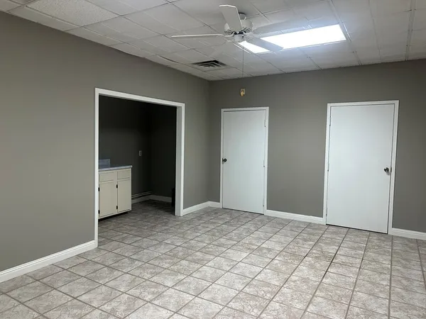 $1,200 | 1863 East 9th Street, Hopkinsville, KY 42240
