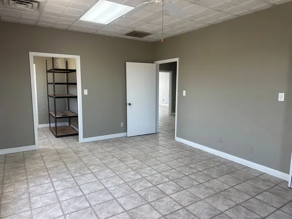 $1,200 | 1863 East 9th Street, Hopkinsville, KY 42240