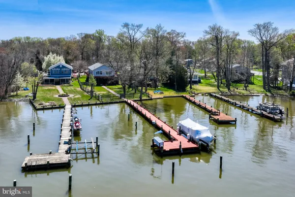 a view of a lake with houses