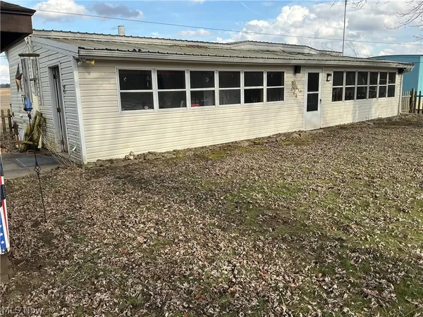 $49,900 | 9385 North River Road East, Unit 33, Dresden, OH 43821