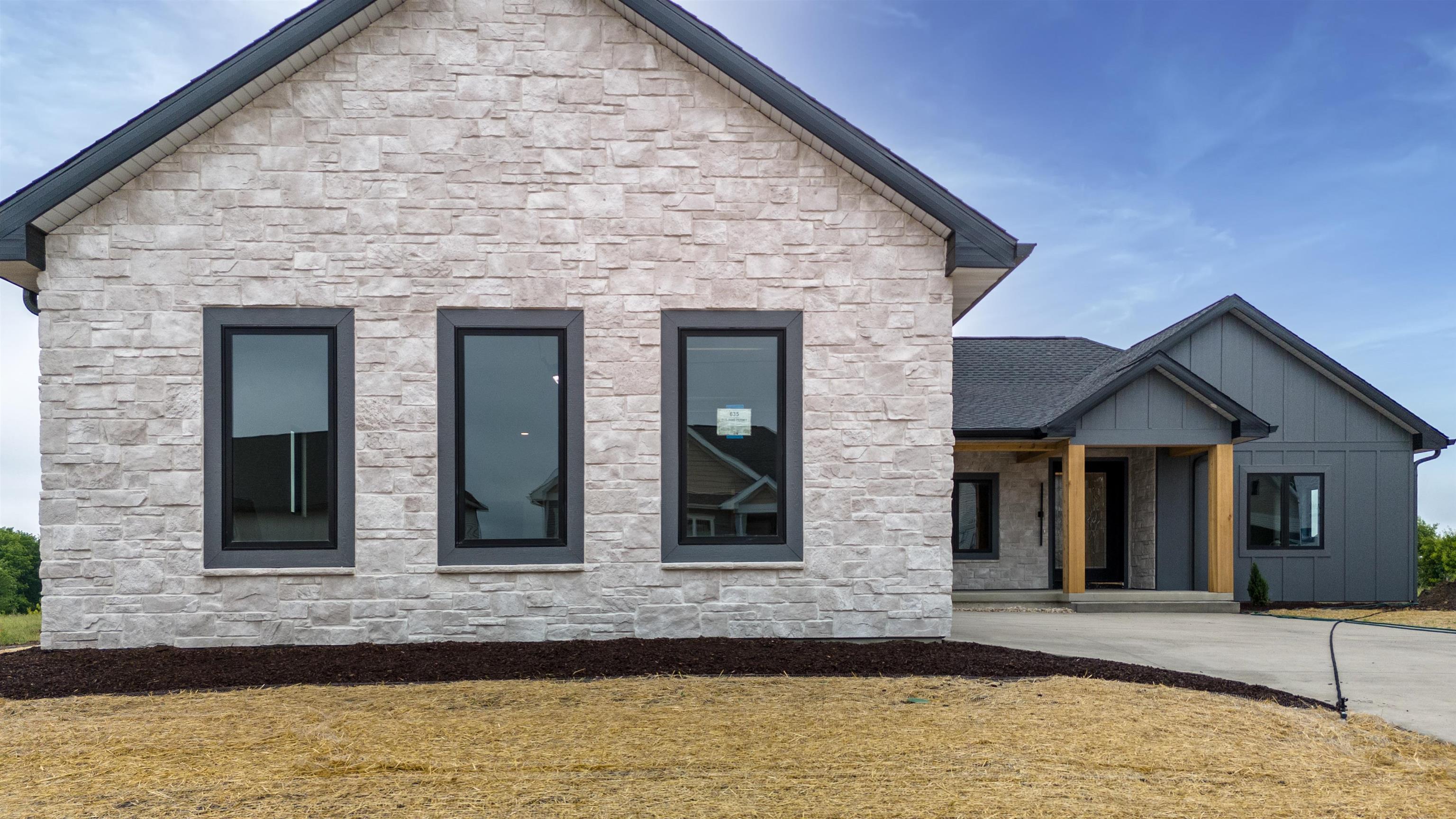 635 Rustic Rise Way Verona, WI 53593 - Photo 2 of 84