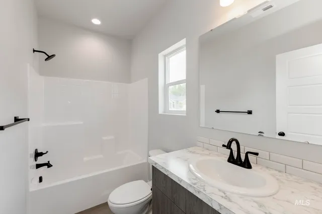 $1,250,000 | 5390 West Yarnell Street, Eagle, ID 83616