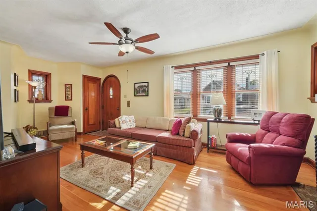 $325,000 | 6565 Winnebago Street, St. Louis, MO 63109