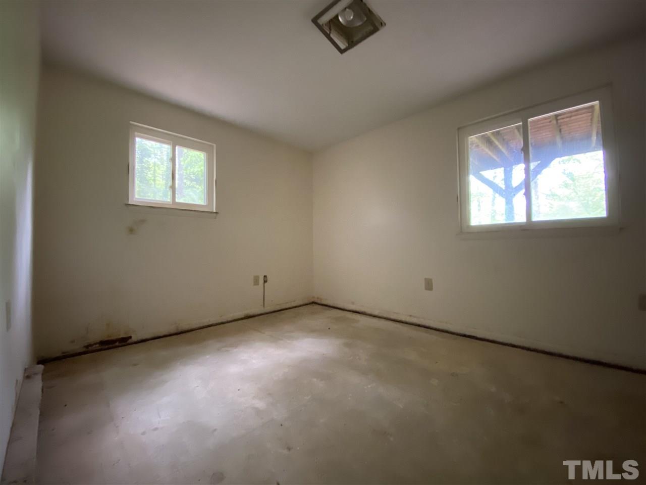 1417 Riverview Road Raleigh, NC 27610 - Photo 22 of 26